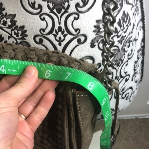 Not Rated Small Shoulder Bag Chain Woven Magnetic Purse - Picture 8 of 11